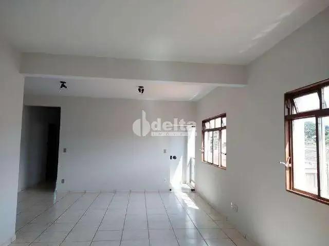 Apartamento venda em Região Geográfica Imediata de Uberlândia, Oliveira Fortes