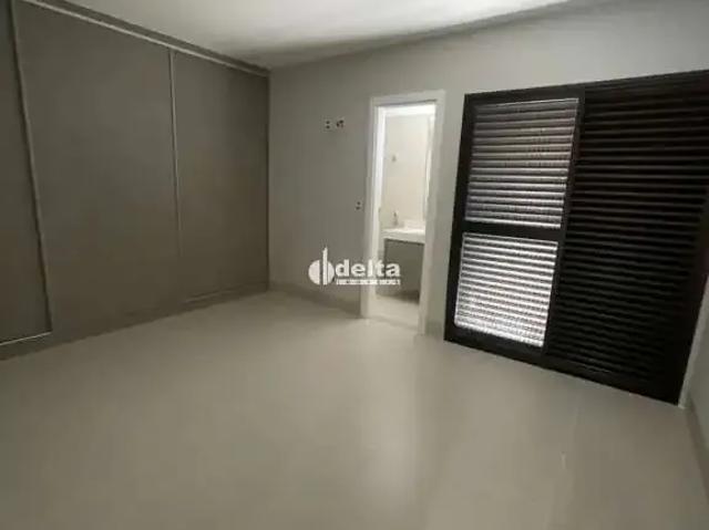 Apartamento venda em Região Geográfica Imediata de Uberlândia, Oliveira Fortes