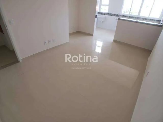 Apartamento venda em Região Geográfica Imediata de Uberlândia, Oliveira Fortes