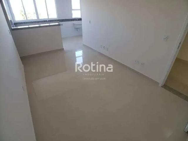 Apartamento venda em Região Geográfica Imediata de Uberlândia, Oliveira Fortes