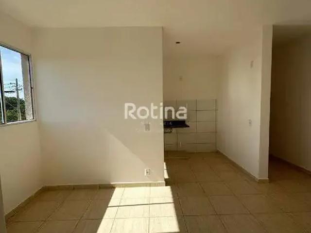 Apartamento venda em Região Geográfica Imediata de Uberlândia, Oliveira Fortes