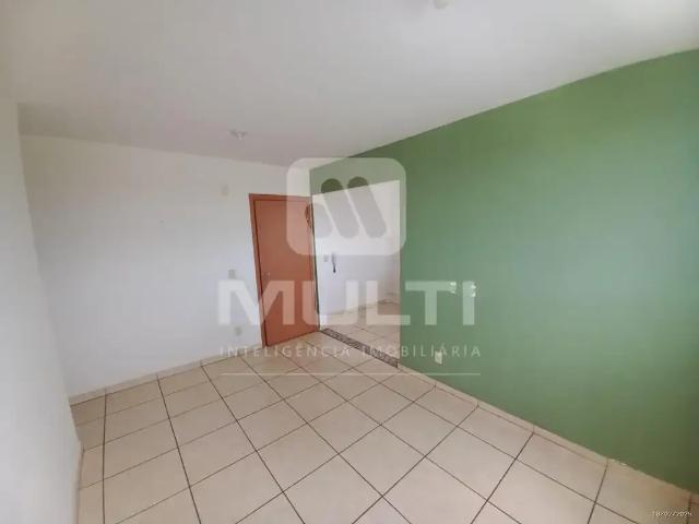 Apartamento venda em Região Geográfica Imediata de Uberlândia, Oliveira Fortes