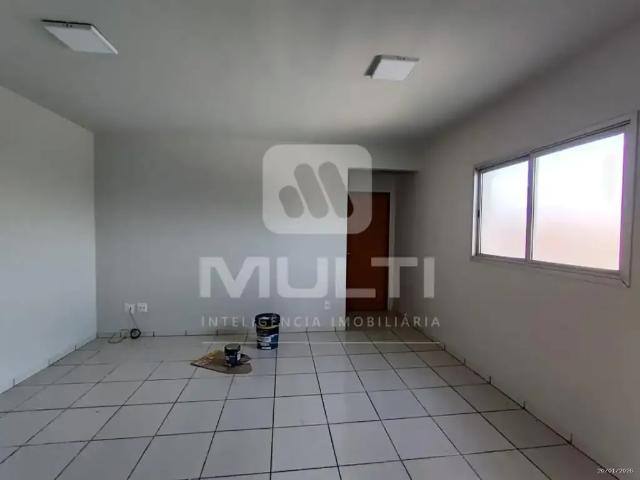 Apartamento venda em Região Geográfica Imediata de Uberlândia, Oliveira Fortes