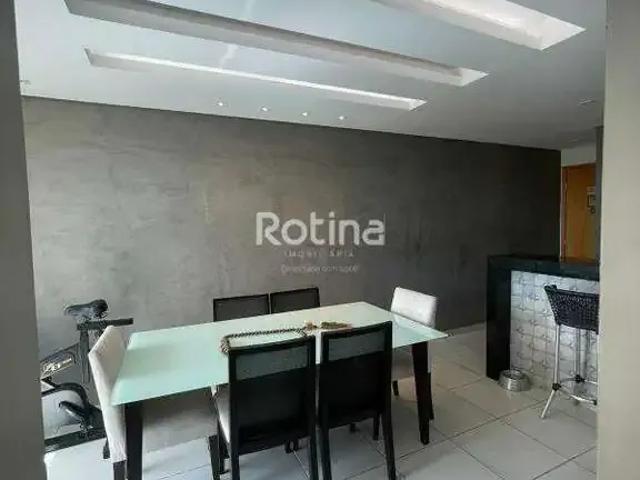 Apartamento venda em Região Geográfica Imediata de Uberlândia, Oliveira Fortes