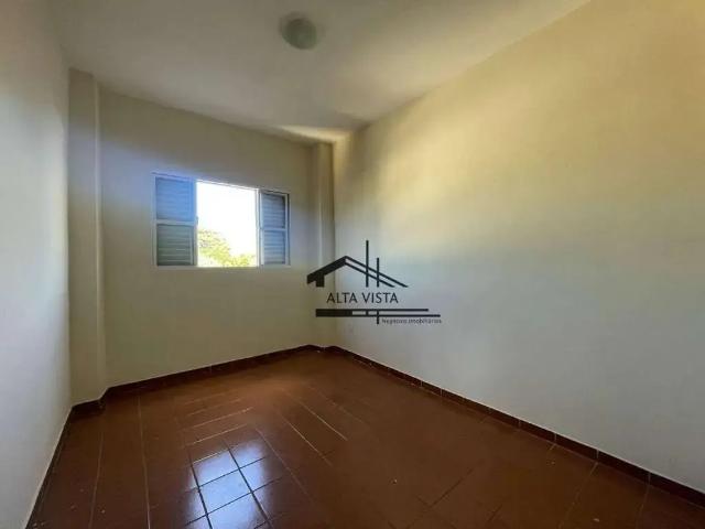 Apartamento venda em Região Geográfica Imediata de Uberlândia, Oliveira Fortes