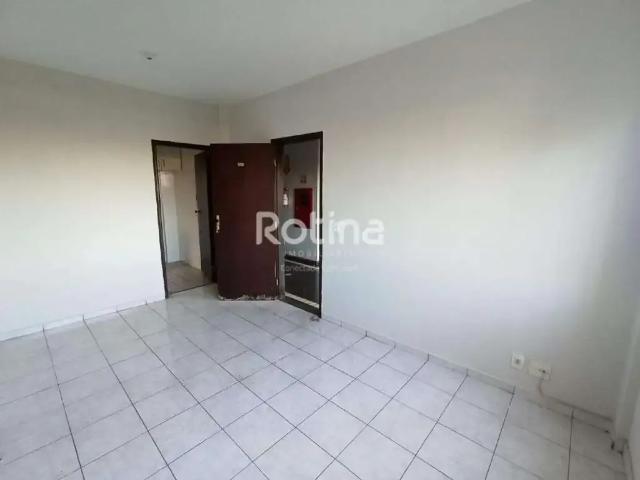 Apartamento venda em Região Geográfica Imediata de Uberlândia, Oliveira Fortes