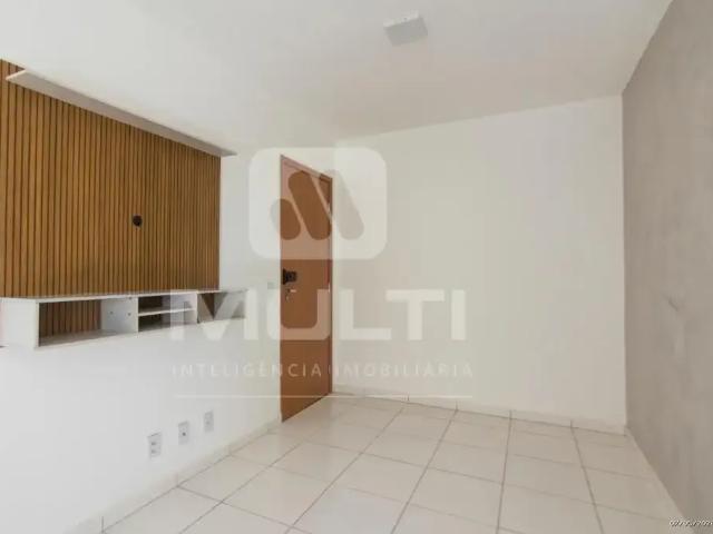 Apartamento venda em Região Geográfica Imediata de Uberlândia, Oliveira Fortes