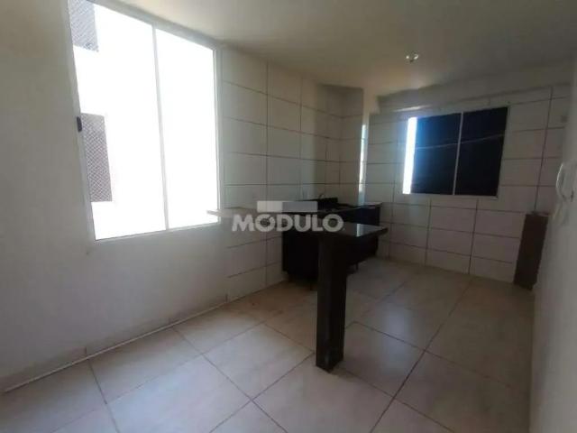 Apartamento venda em Região Geográfica Imediata de Uberlândia, Oliveira Fortes