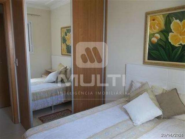 Apartamento venda em Região Geográfica Imediata de Uberlândia, Oliveira Fortes