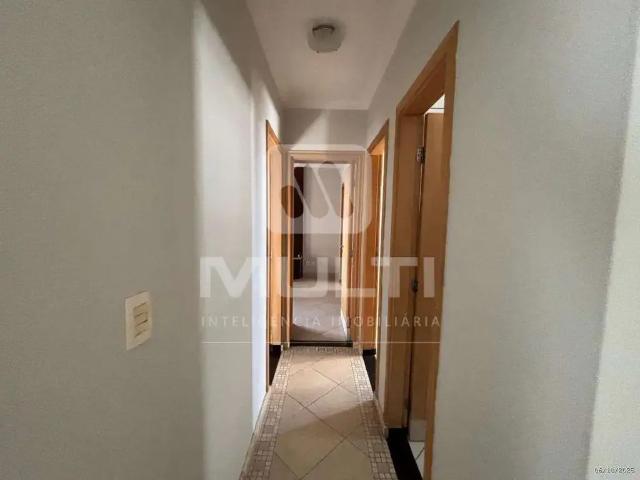 Apartamento venda em Região Geográfica Imediata de Uberlândia, Oliveira Fortes