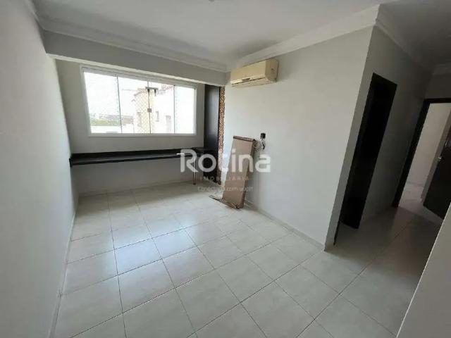 Apartamento venda em Região Geográfica Imediata de Uberlândia, Oliveira Fortes