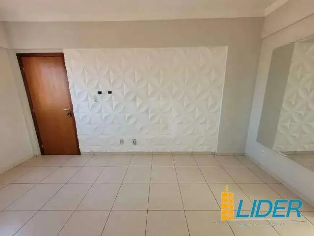 Apartamento venda em Região Geográfica Imediata de Uberlândia, Oliveira Fortes