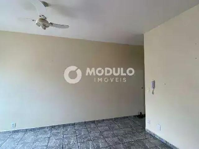 Apartamento venda em Região Geográfica Imediata de Uberlândia, Oliveira Fortes