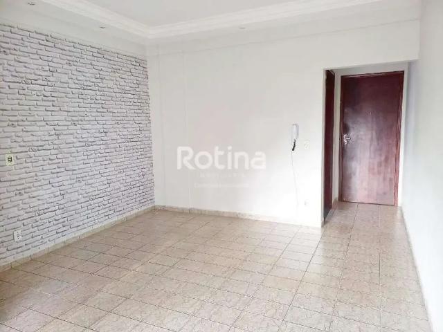 Apartamento venda em Região Geográfica Imediata de Uberlândia, Oliveira Fortes