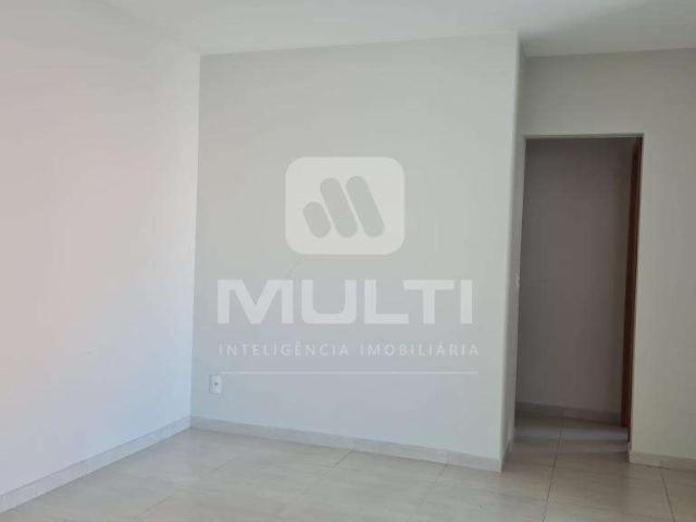 Apartamento venda em Região Geográfica Imediata de Uberlândia, Oliveira Fortes