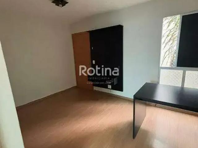 Apartamento venda em Região Geográfica Imediata de Uberlândia, Oliveira Fortes