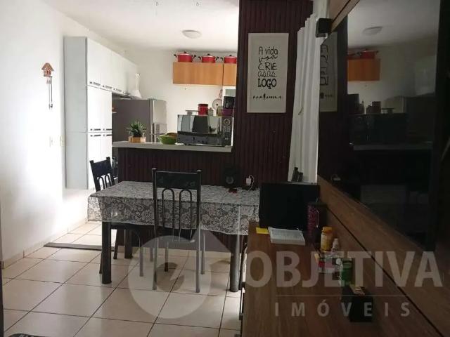 Apartamento venda em Região Geográfica Imediata de Uberlândia, Oliveira Fortes