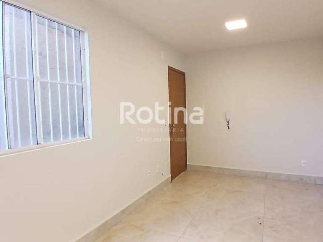 Apartamento venda em Região Geográfica Imediata de Uberlândia, Oliveira Fortes