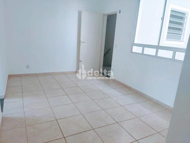Apartamento venda em Condomínio Parque Univercittá, Uberlândia
