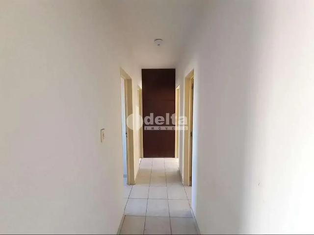 Apartamento venda em Região Geográfica Imediata de Uberlândia, Oliveira Fortes