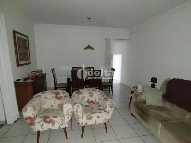 Apartamento venda em Setor Central, Uberlândia