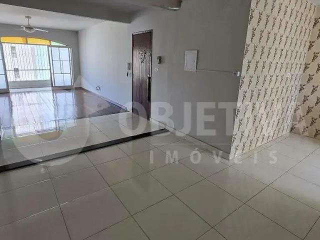 Apartamento venda em Região Geográfica Imediata de Uberlândia, Oliveira Fortes