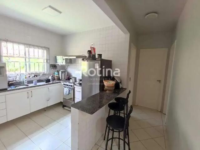 Apartamento venda em Região Geográfica Imediata de Uberlândia, Oliveira Fortes