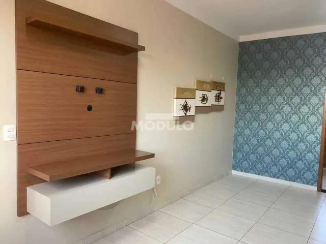 Apartamento venda em Região Geográfica Imediata de Uberlândia, Oliveira Fortes
