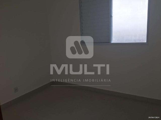Apartamento venda em Região Geográfica Imediata de Uberlândia, Oliveira Fortes