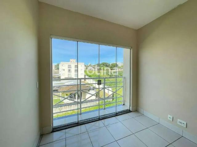 Apartamento venda em Região Geográfica Imediata de Uberlândia, Oliveira Fortes
