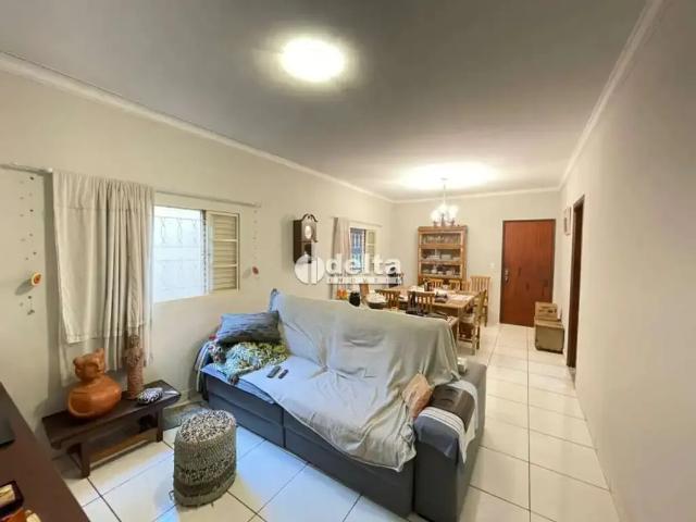 Apartamento venda em Região Geográfica Imediata de Uberlândia, Oliveira Fortes
