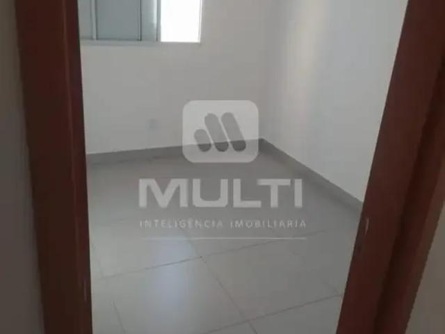 Apartamento venda em Região Geográfica Imediata de Uberlândia, Oliveira Fortes