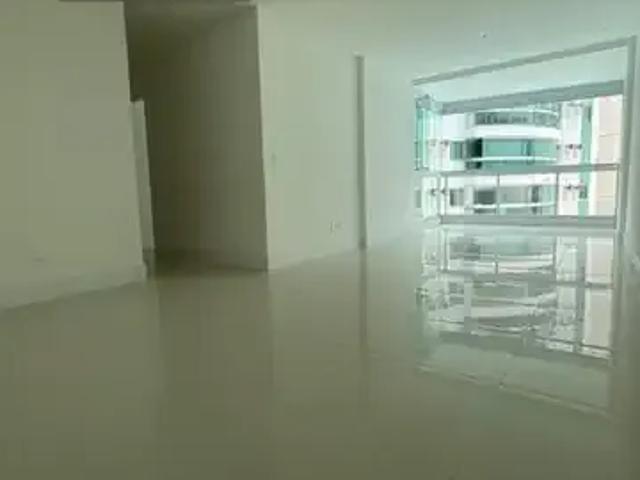 Apartamento venda em Região Geográfica Imediata de Vitória, Região Metropolitana da Grande Vitória