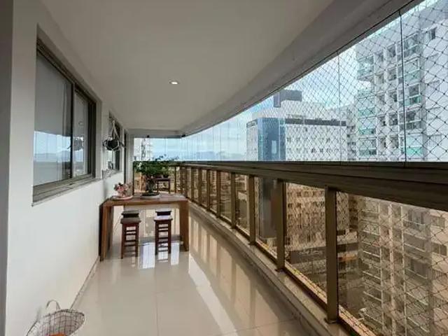 Apartamento venda em Região Geográfica Imediata de Vitória, Região Metropolitana da Grande Vitória