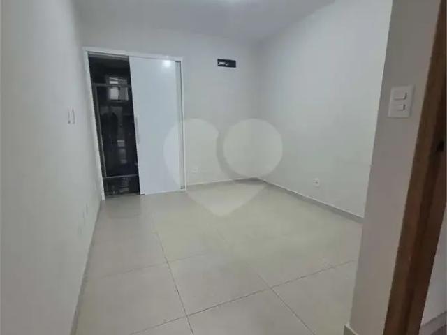 Apartamento venda em Região Geográfica Imediata de Volta Redonda-Barra Mansa, Volta Redonda