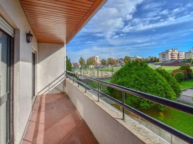 Apartamento alugar em Porto