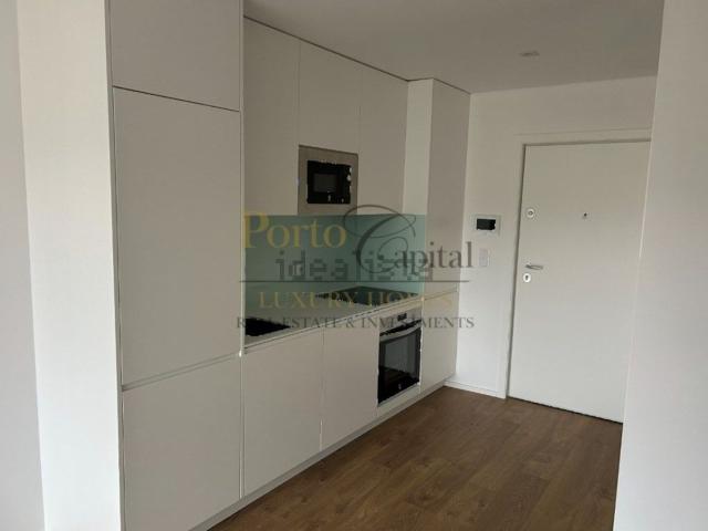 Apartamento alugar em Agra do Amial, Porto