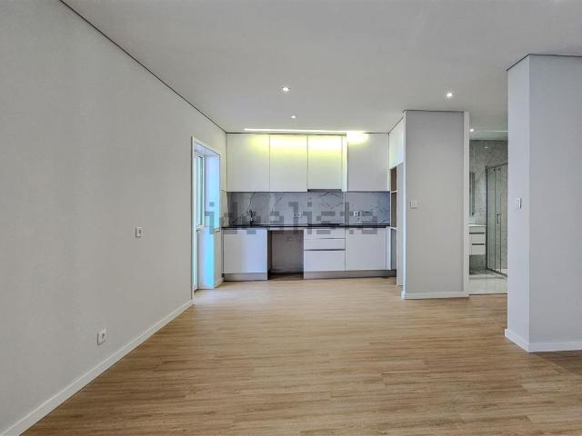Apartamento venda em Porto, Cedofeita