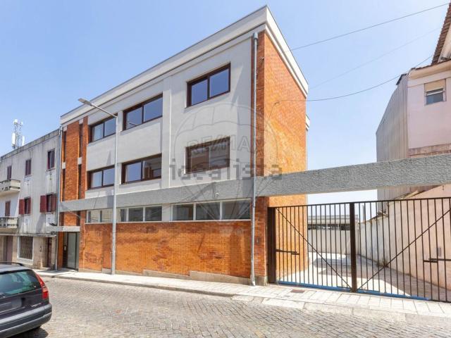 Apartamento alugar em Paranhos, Aval de Cima