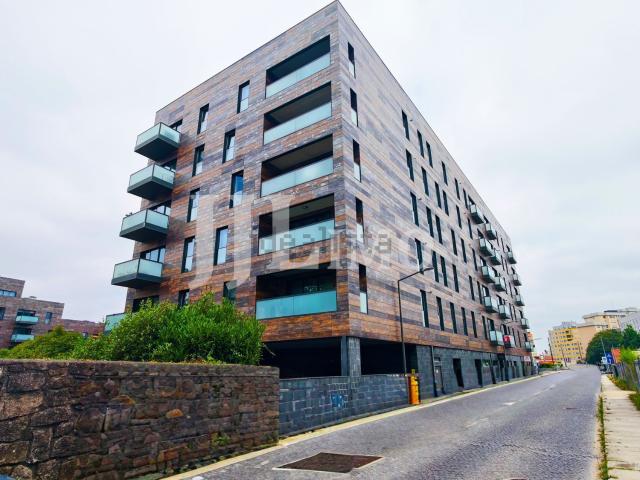 Apartamento venda em Porto