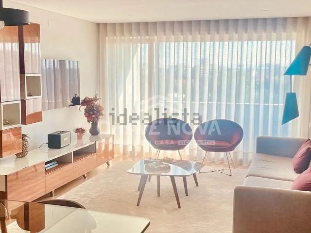 Apartamento venda em Porto