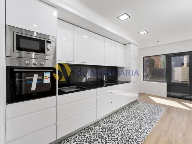 Apartamento venda em Porto