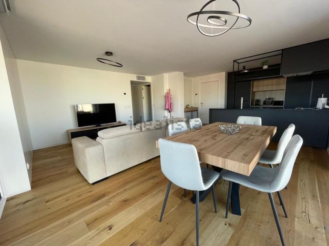 Apartamento venda em Porto