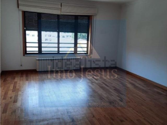 Apartamento alugar em Porto