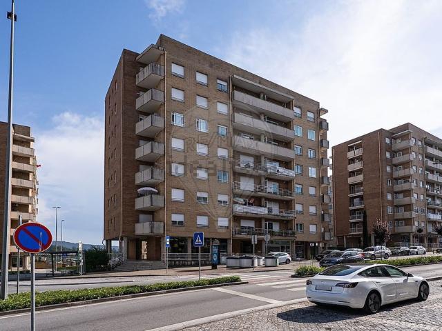Apartamento venda em Paredes, Bitarães