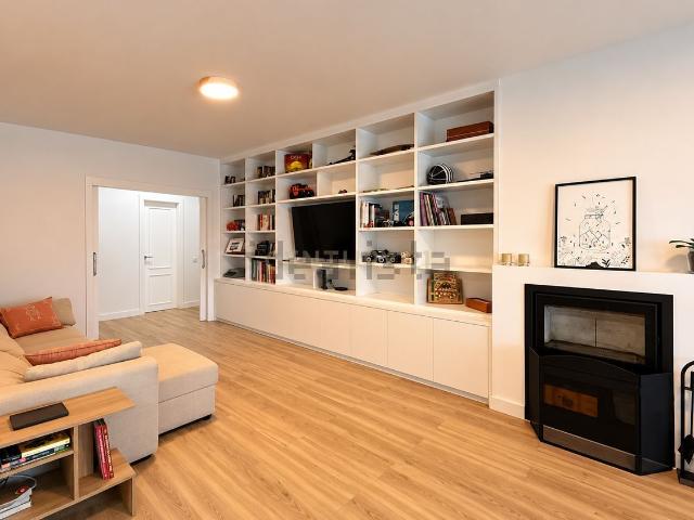 Apartamento venda em Paredes