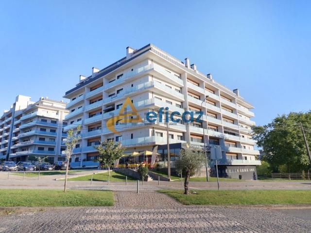 Apartamento venda em Paredes