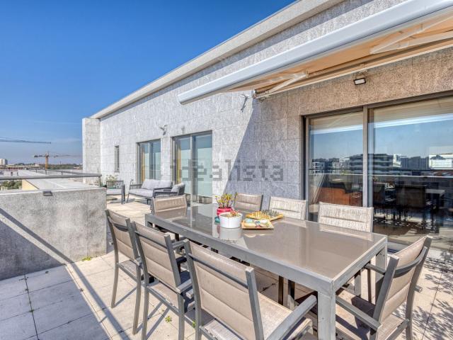 Apartamento venda em Porto