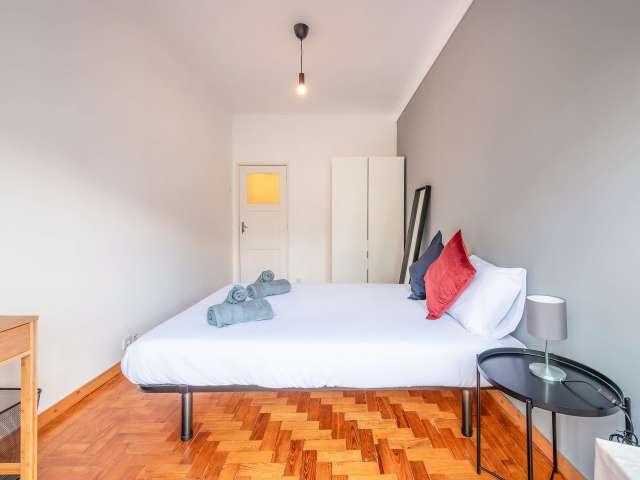 Quarto alugar em Quinta do Lambert, Lisboa