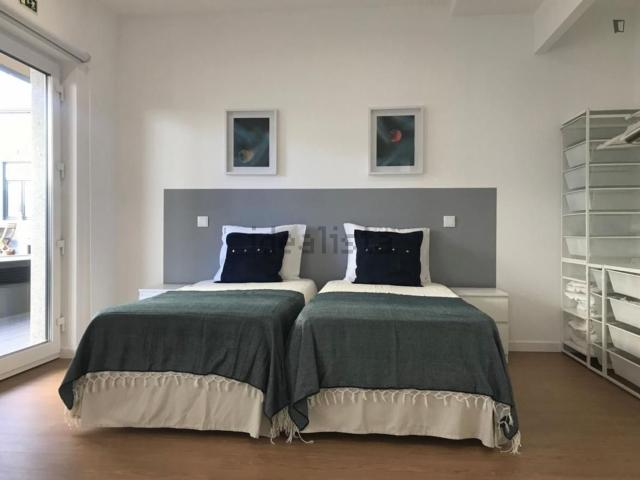 Apartamento alugar em Enxurreiras, Pedrouços